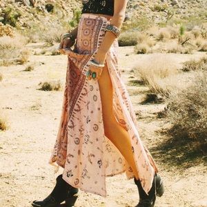 🦋SOLD🦋 Spell and the Gypsy Coyote Split Skirt